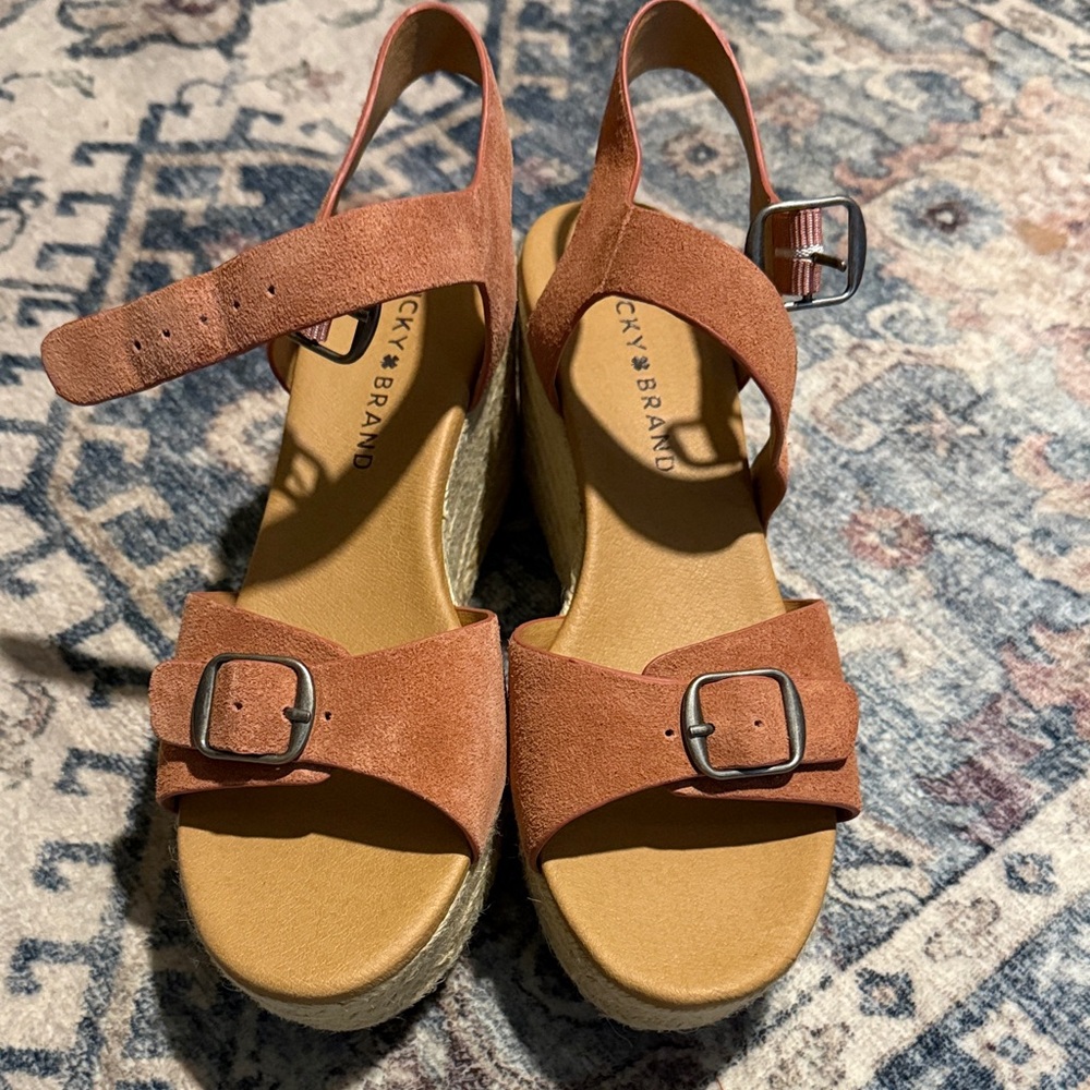 Lucky Brand Women's Brown Suede Sandals